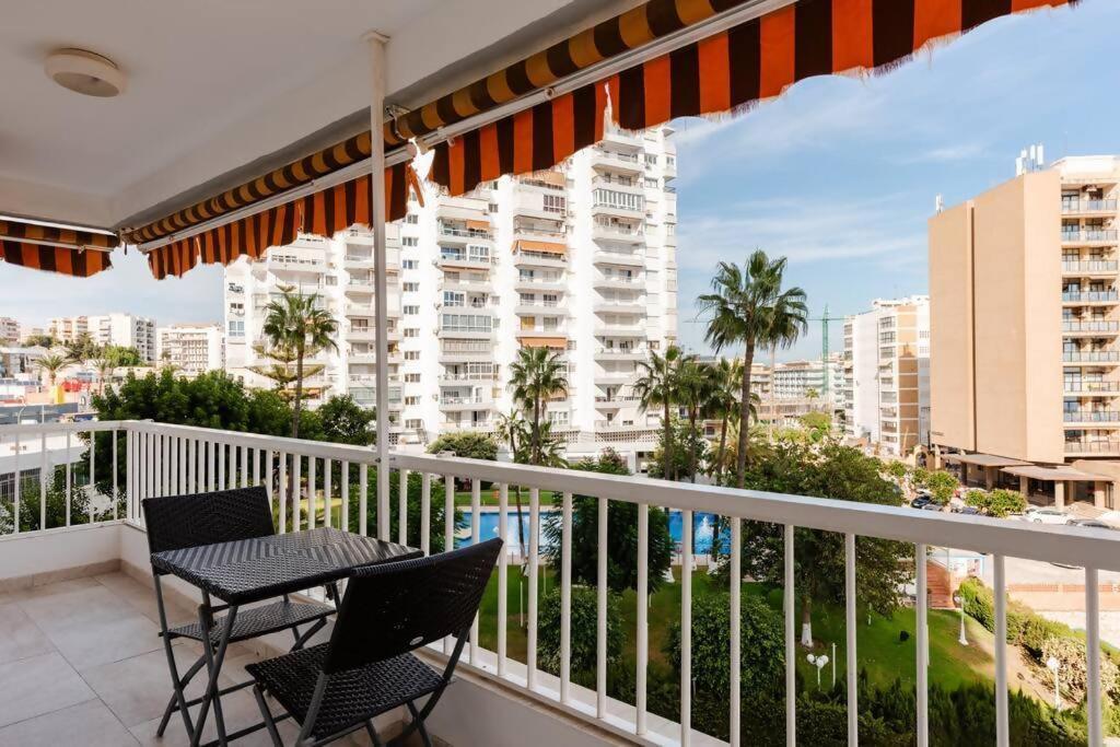 דירות Amplio Con Vistas Al Mar Y Piscina En בנאלמדנה מראה חיצוני תמונה