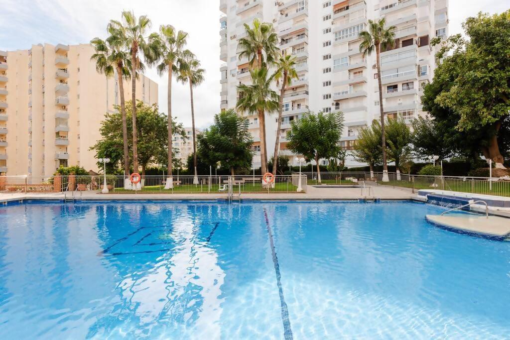 דירות Amplio Con Vistas Al Mar Y Piscina En בנאלמדנה מראה חיצוני תמונה