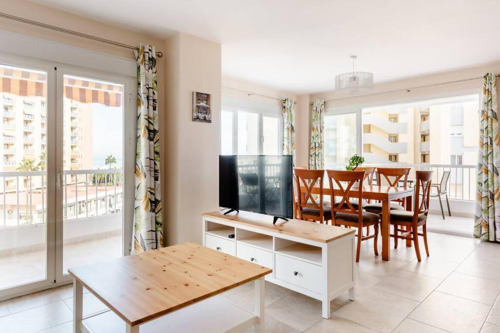 דירות Amplio Con Vistas Al Mar Y Piscina En בנאלמדנה מראה חיצוני תמונה