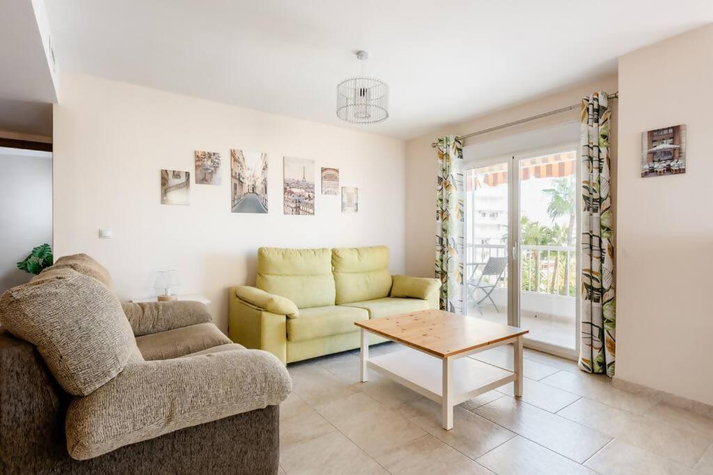 דירות Amplio Con Vistas Al Mar Y Piscina En בנאלמדנה מראה חיצוני תמונה